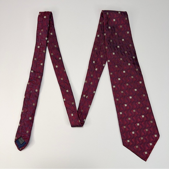 D’este 100% Silk Tie Made in Italy Burgundy with Geometric Iridescent Pattern - Picture 3 of 7